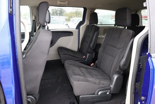 2019 Dodge Grand Caravan SE 16