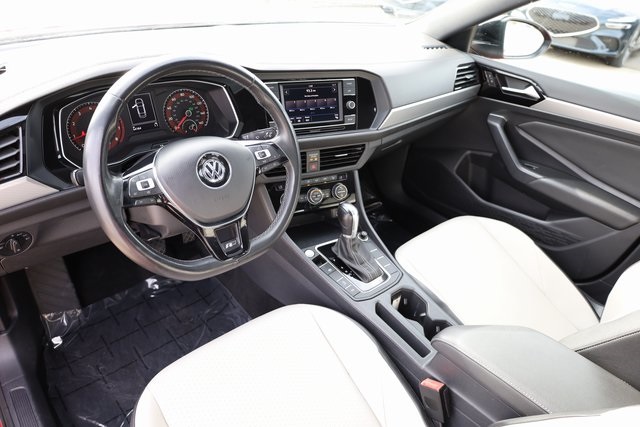 2019 Volkswagen Jetta R-Line 19