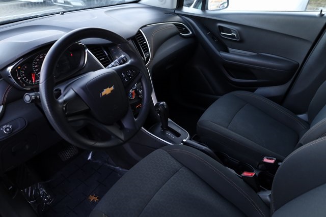 2020 Chevrolet Trax LS 10