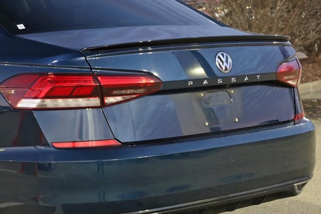 2020 Volkswagen Passat 2.0T R-Line 7