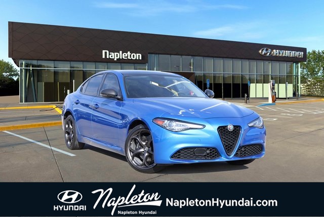 2019 Alfa Romeo Giulia Base 1