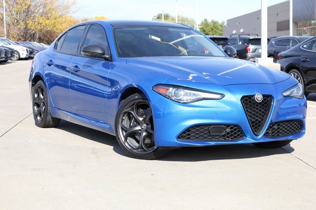 2019 Alfa Romeo Giulia Base 2