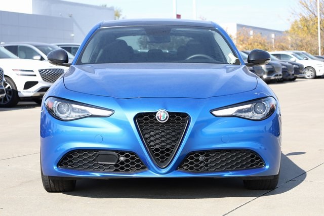 2019 Alfa Romeo Giulia Base 3