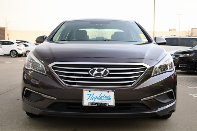 2016 Hyundai Sonata Base 2