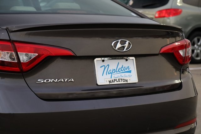 2016 Hyundai Sonata Base 6