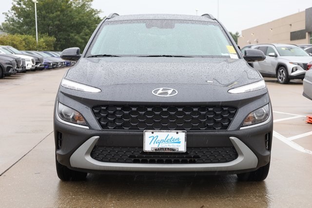 2023 Hyundai Kona SEL 3