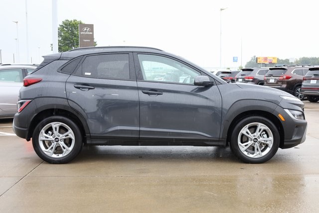 2023 Hyundai Kona SEL 4