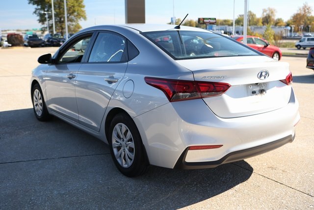 2020 Hyundai Accent SE 6