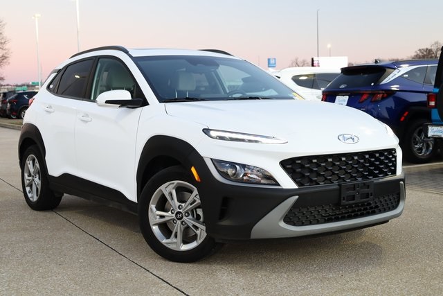 2023 Hyundai Kona SEL 2