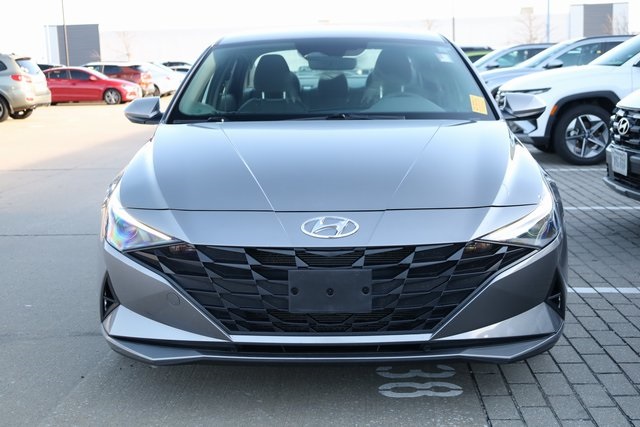 2021 Hyundai Elantra SE 3