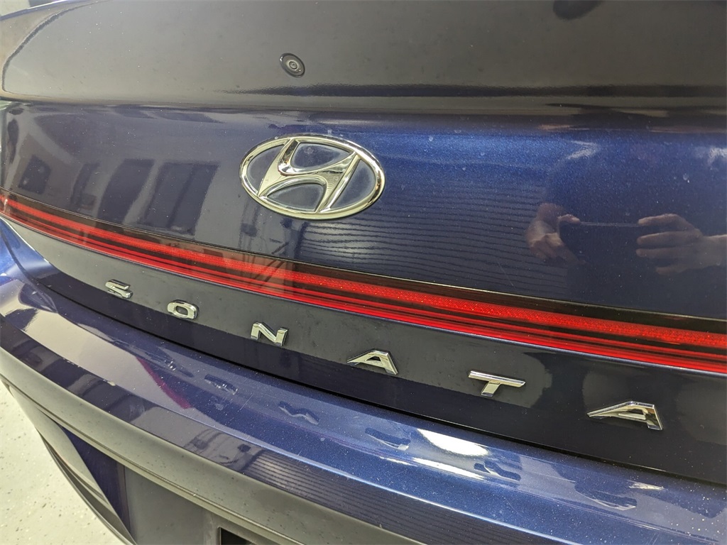 2022 Hyundai Sonata SE 4