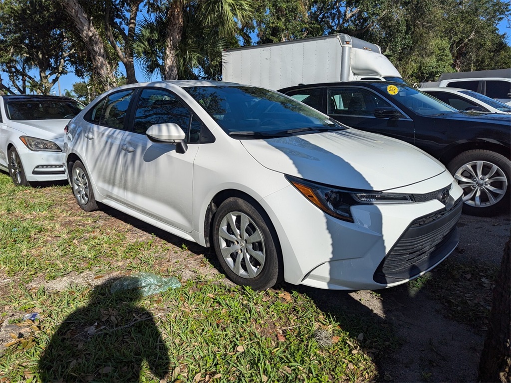 2023 Toyota Corolla LE 1