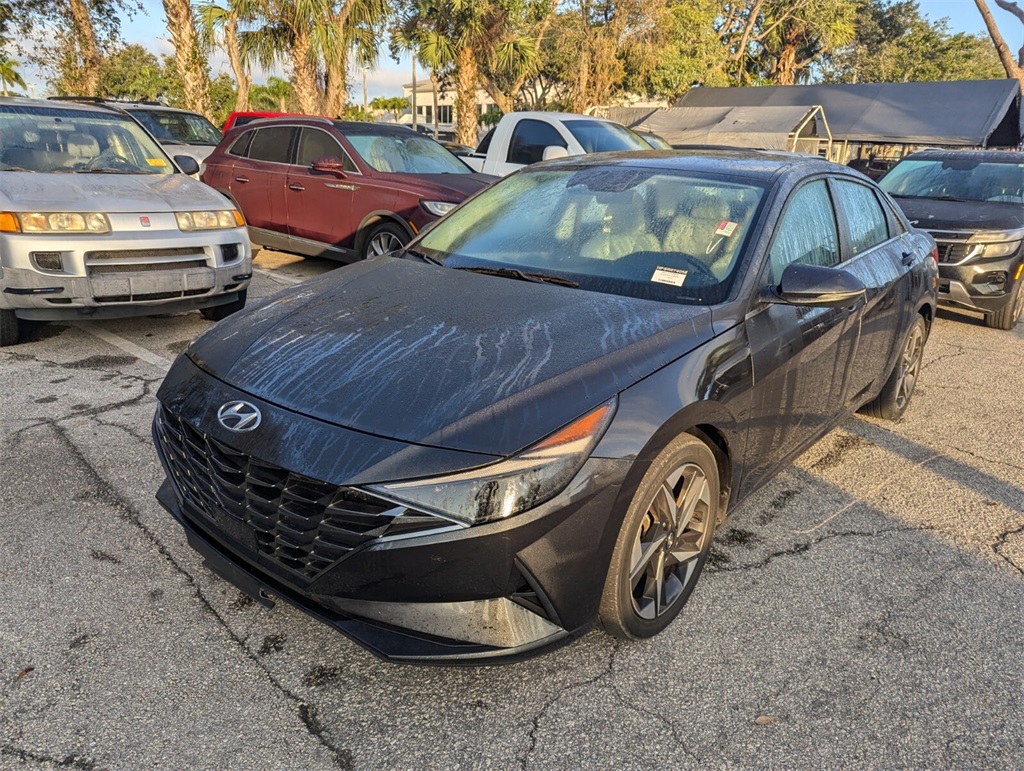 2022 Hyundai Elantra Limited 2