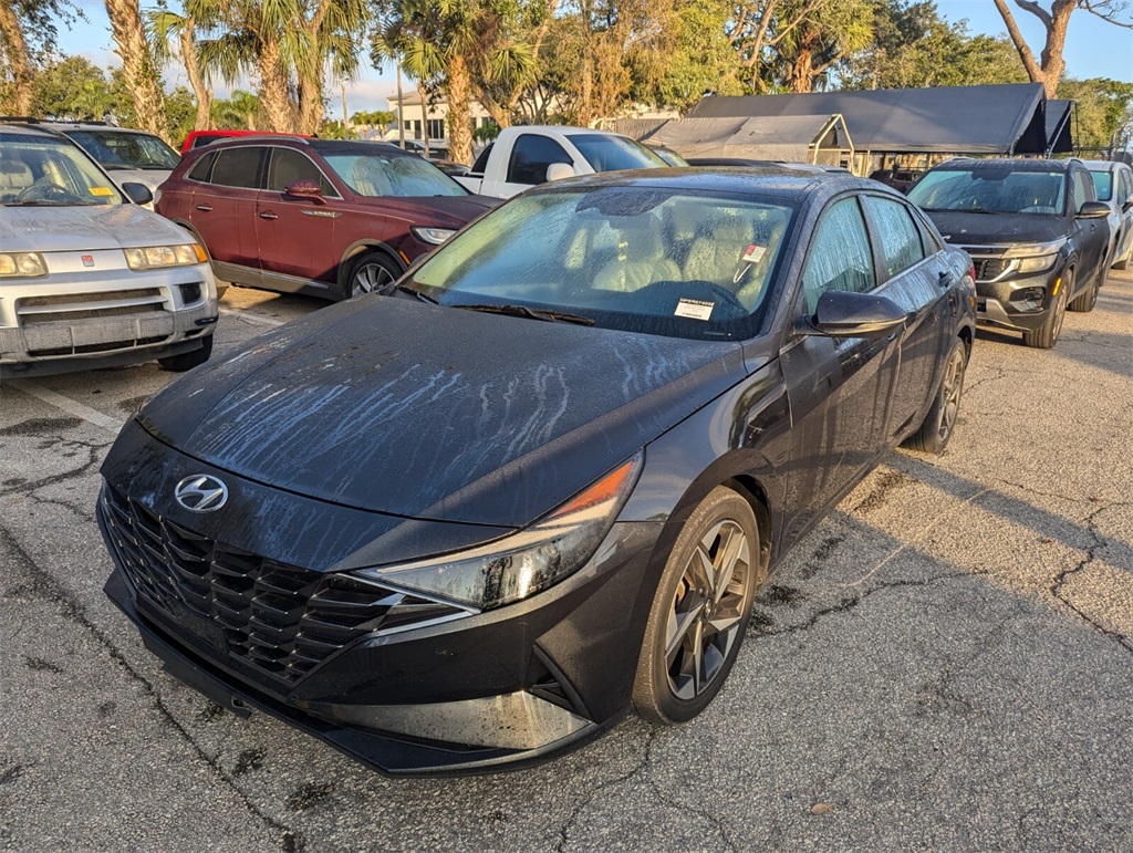 2022 Hyundai Elantra Limited 6