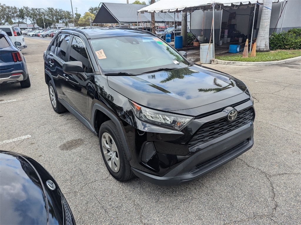 2020 Toyota RAV4 LE 2