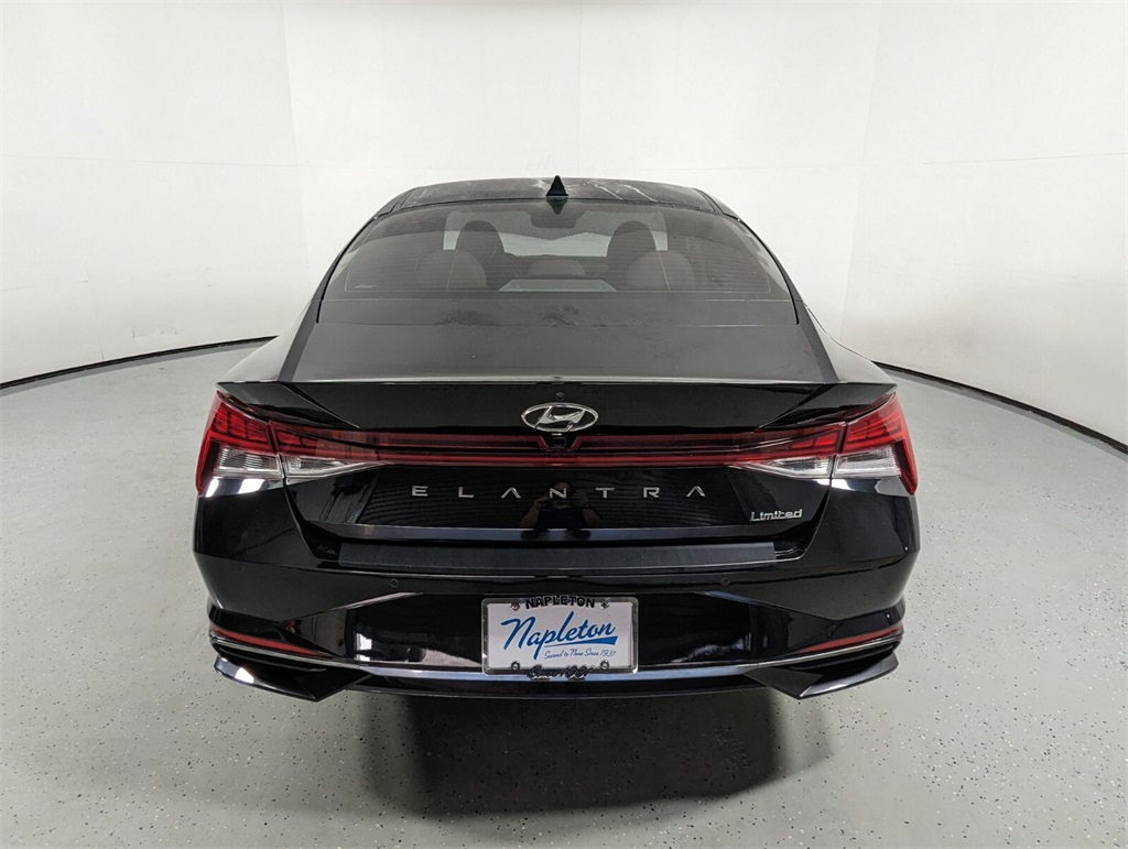 2021 Hyundai Elantra Limited 7