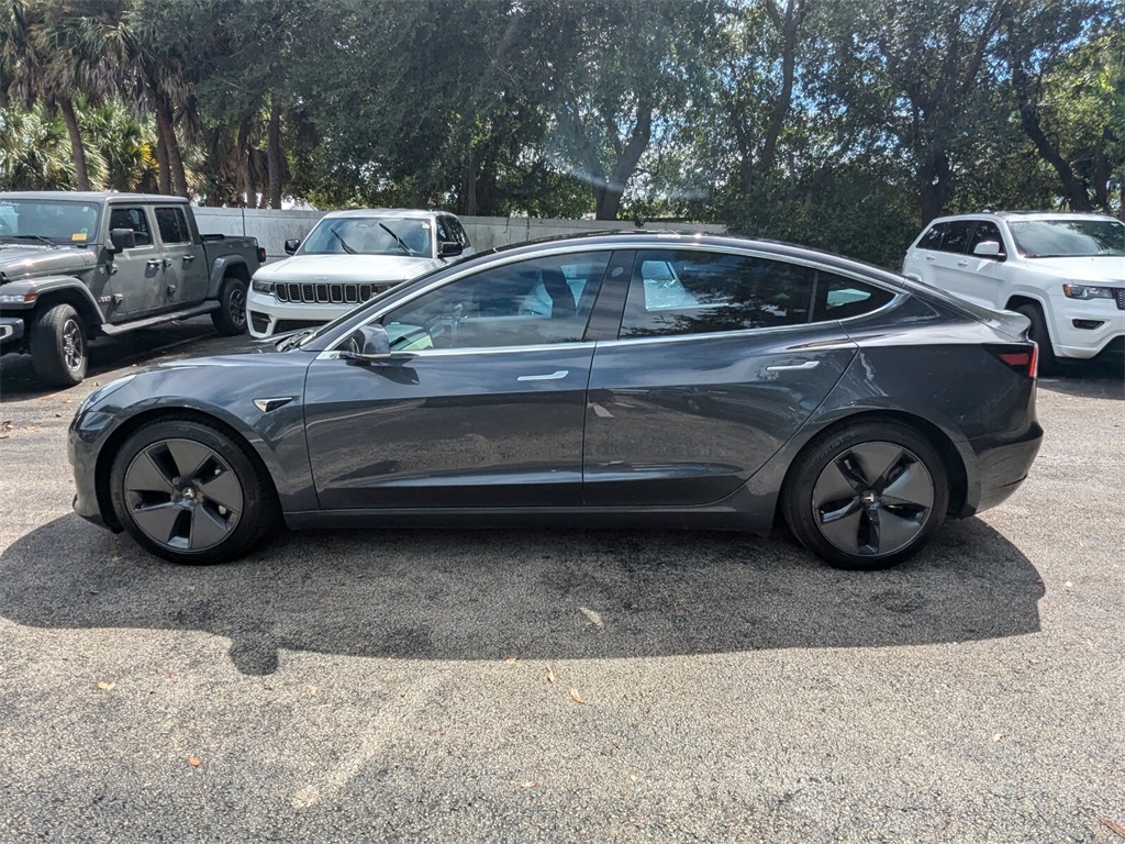 2018 Tesla Model 3  4