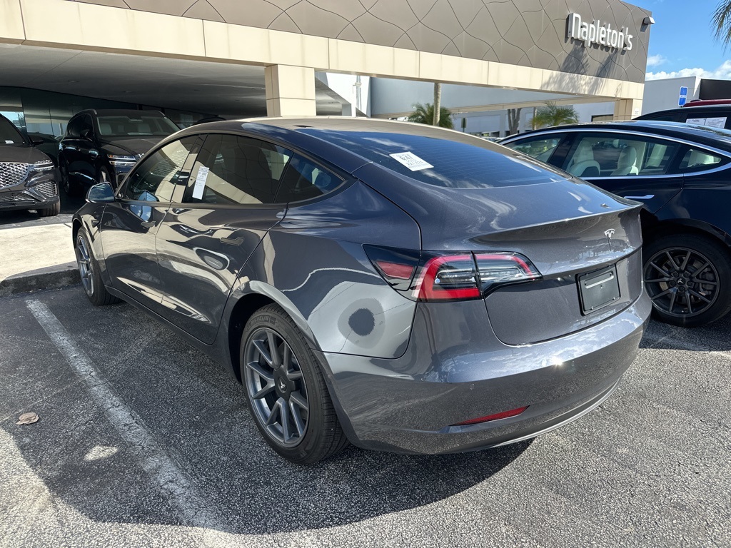 2022 Tesla Model 3 Base 8