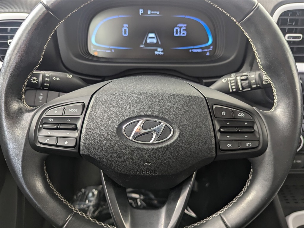 2023 Hyundai Venue Limited 17