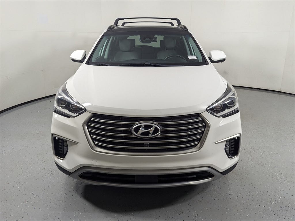 2017 Hyundai Santa Fe SE Ultimate 2