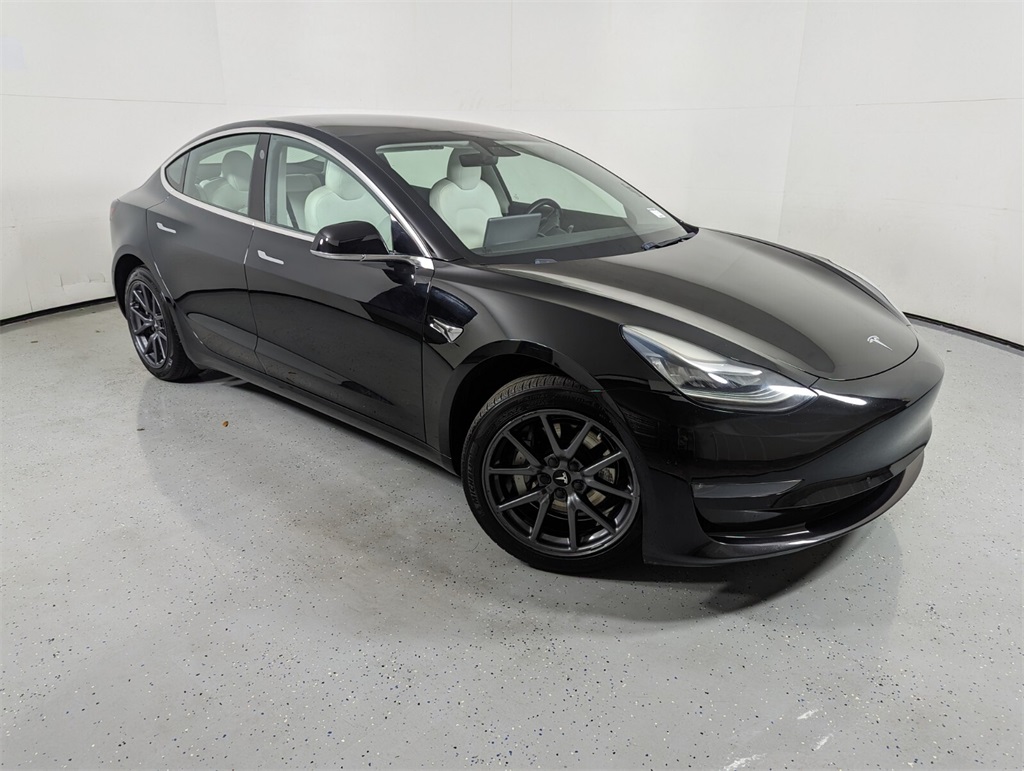 2019 Tesla Model 3 Standard Range Plus 1