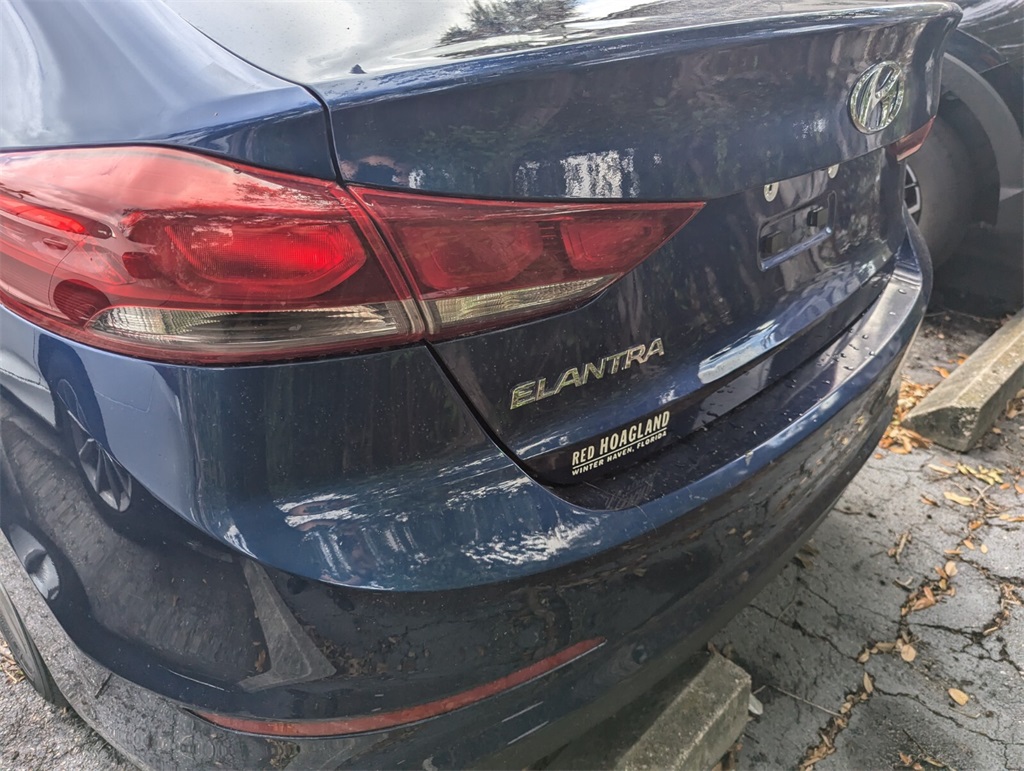 2018 Hyundai Elantra SEL 16