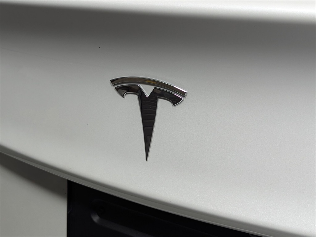 2023 Tesla Model 3 Base 5