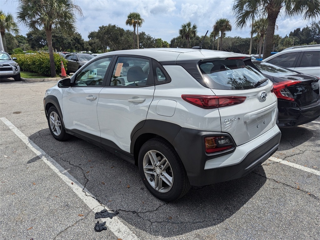 2020 Hyundai Kona SE 8