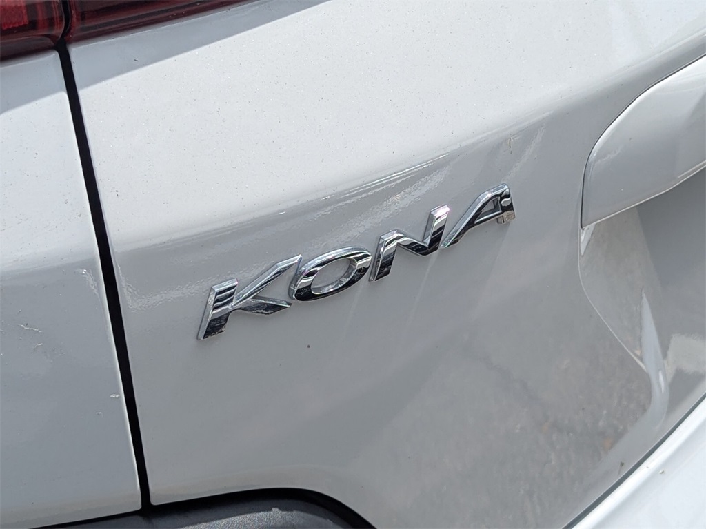 2020 Hyundai Kona SE 19