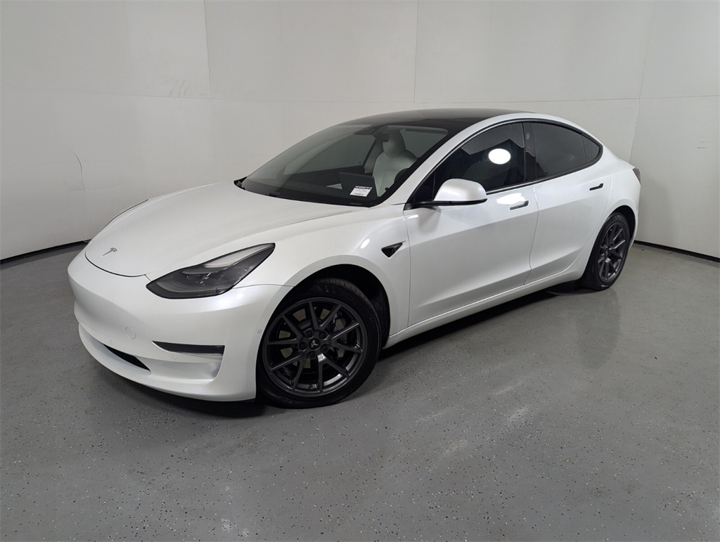 2021 Tesla Model 3 Standard Range Plus 3