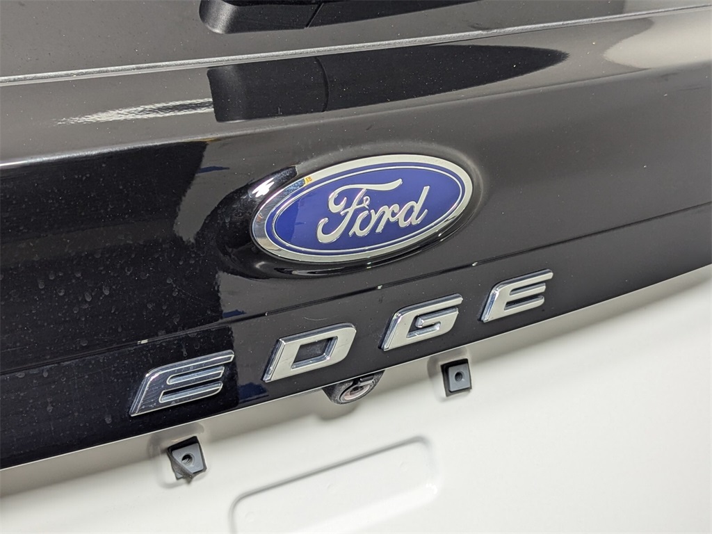 2022 Ford Edge SEL 6