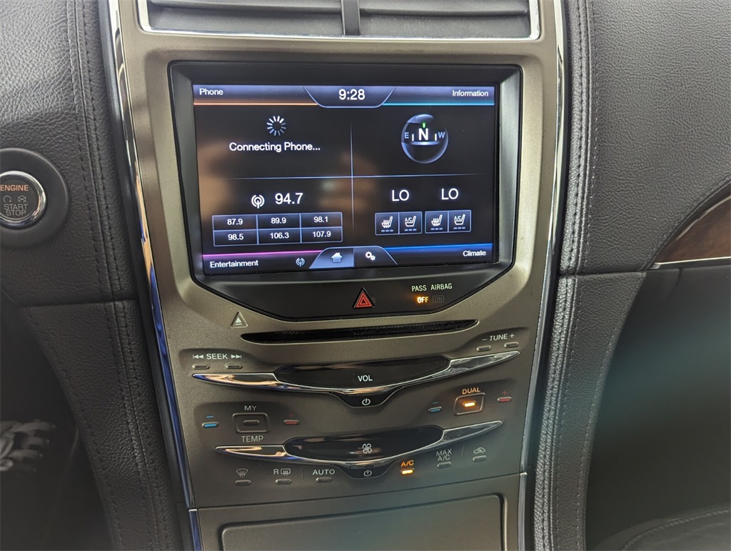 2013 Lincoln MKX Base 20