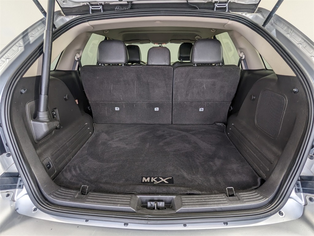 2013 Lincoln MKX Base 24