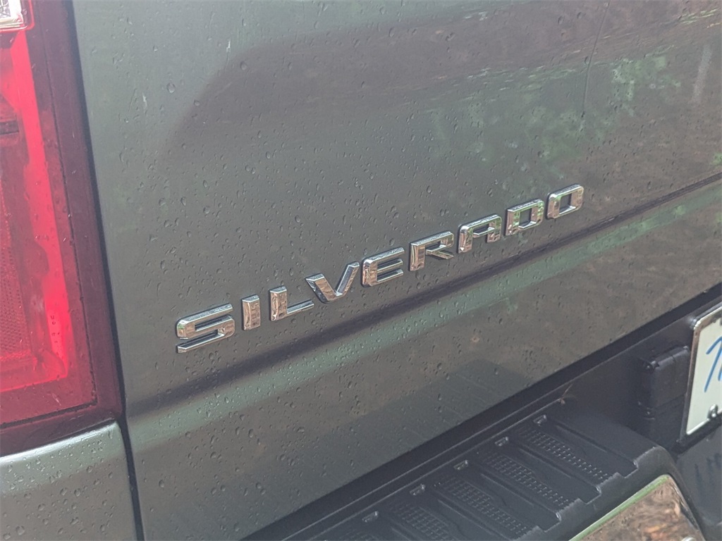 2023 Chevrolet Silverado 1500 LTZ 6