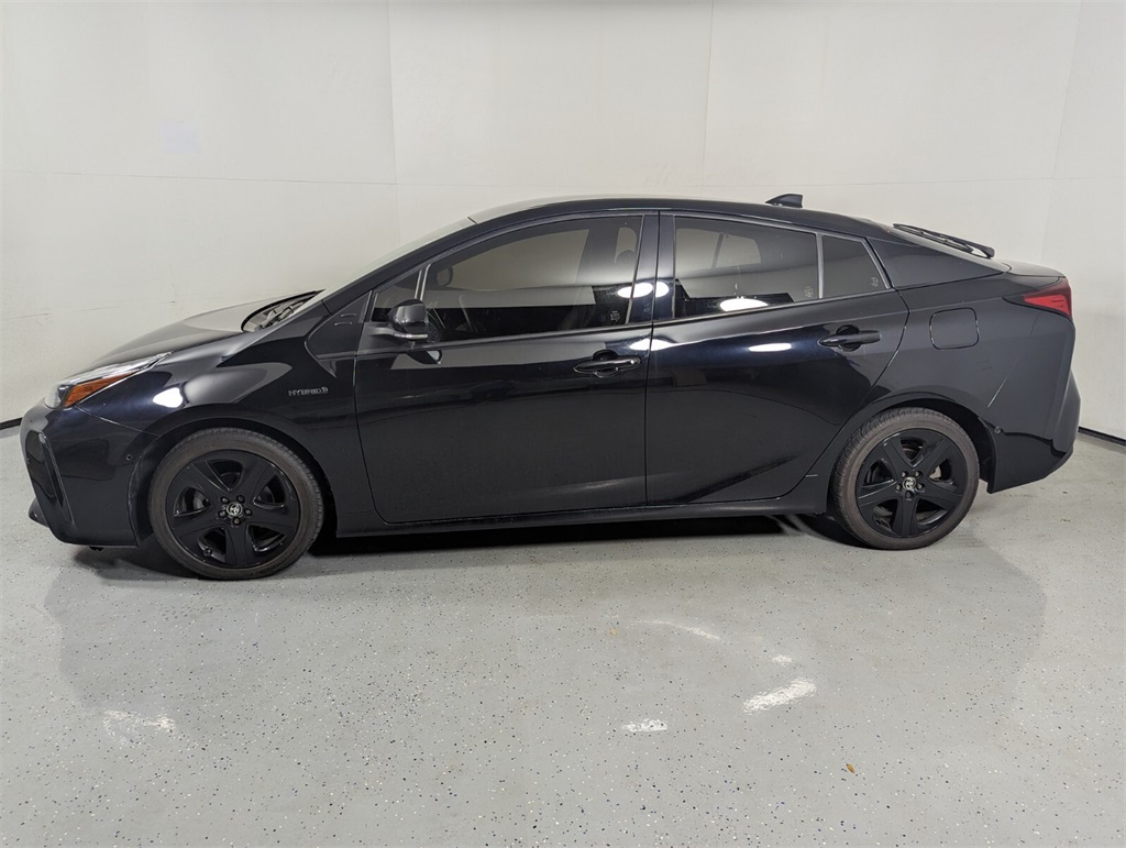 2022 Toyota Prius L 4