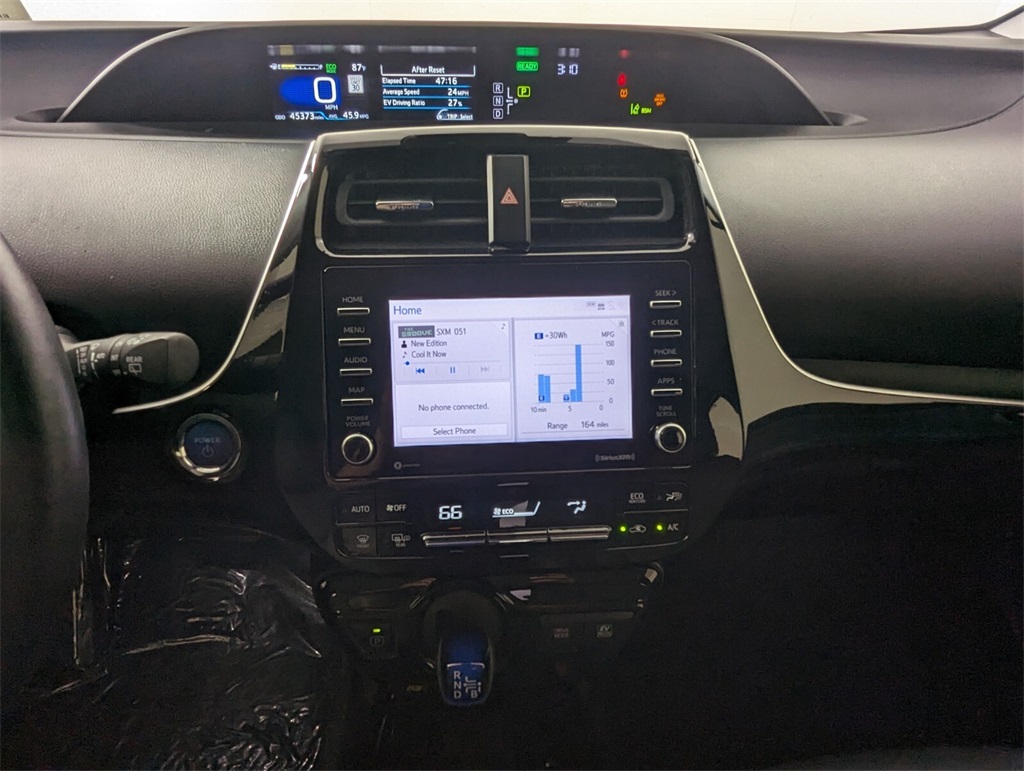 2022 Toyota Prius L 23