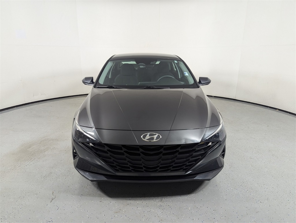 2022 Hyundai Elantra SEL 2