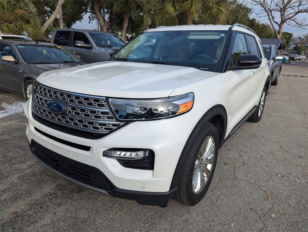 2022 Ford Explorer Limited 1