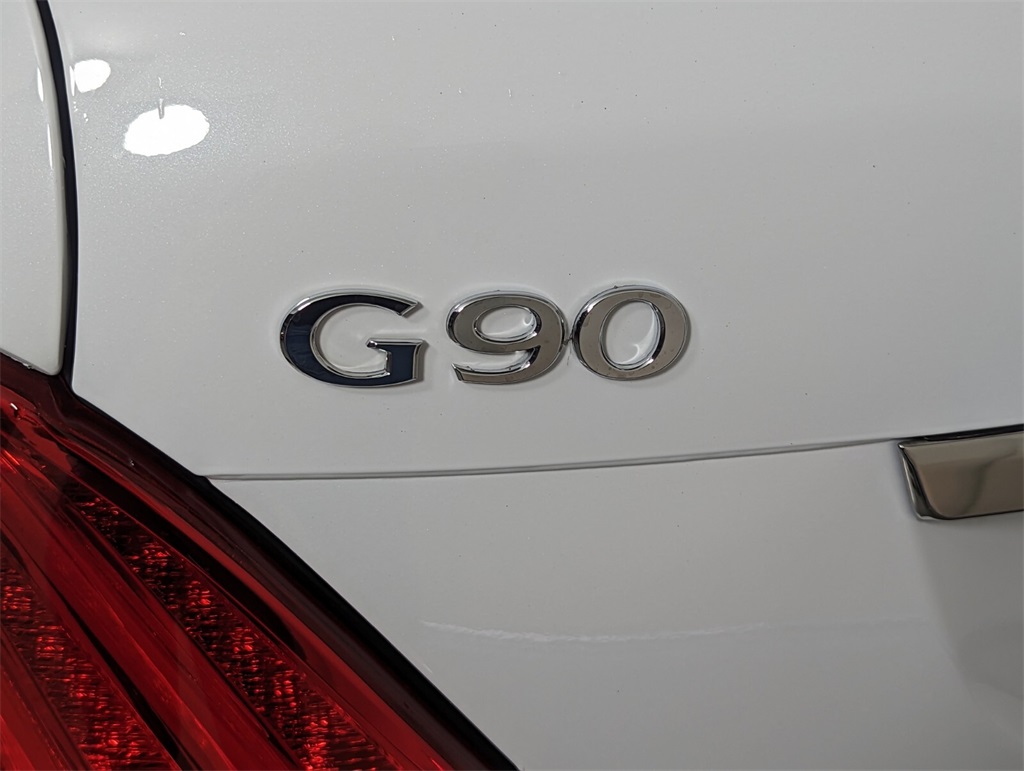 2019 Genesis G90 5.0 Ultimate 8