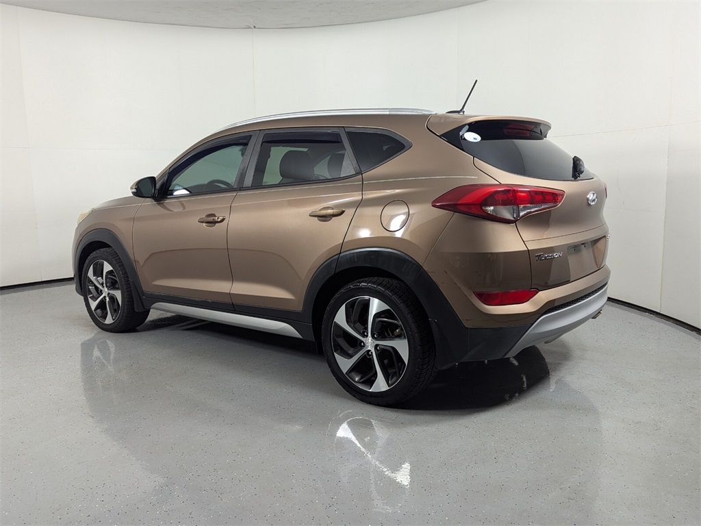 2017 Hyundai Tucson Sport 4