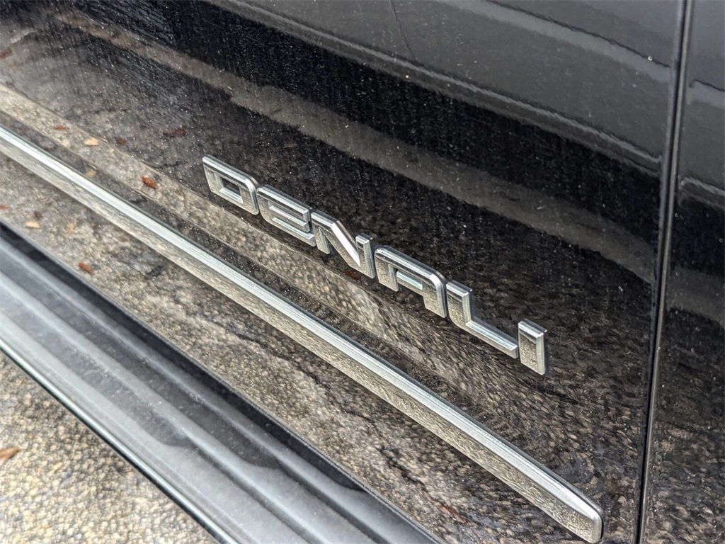 2016 GMC Yukon Denali 6