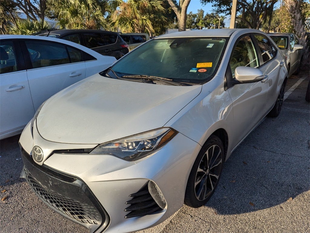 2017 Toyota Corolla SE 3