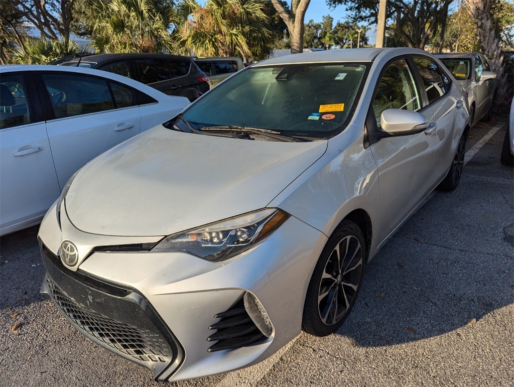 2017 Toyota Corolla SE 4