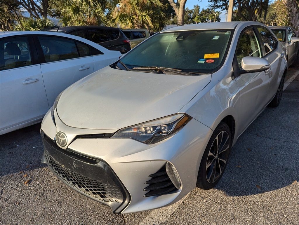 2017 Toyota Corolla SE 11