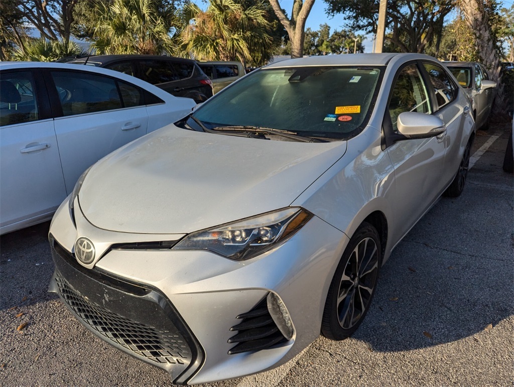 2017 Toyota Corolla SE 15