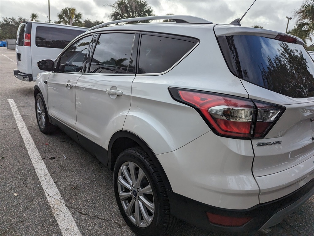 2018 Ford Escape Titanium 14