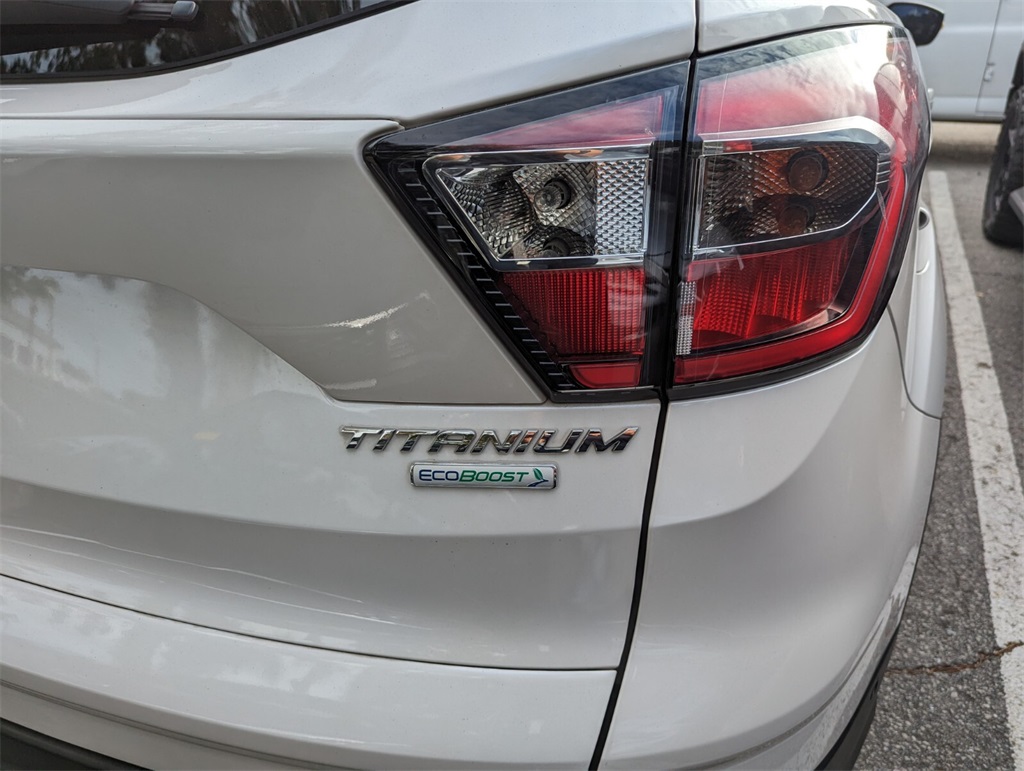 2018 Ford Escape Titanium 20