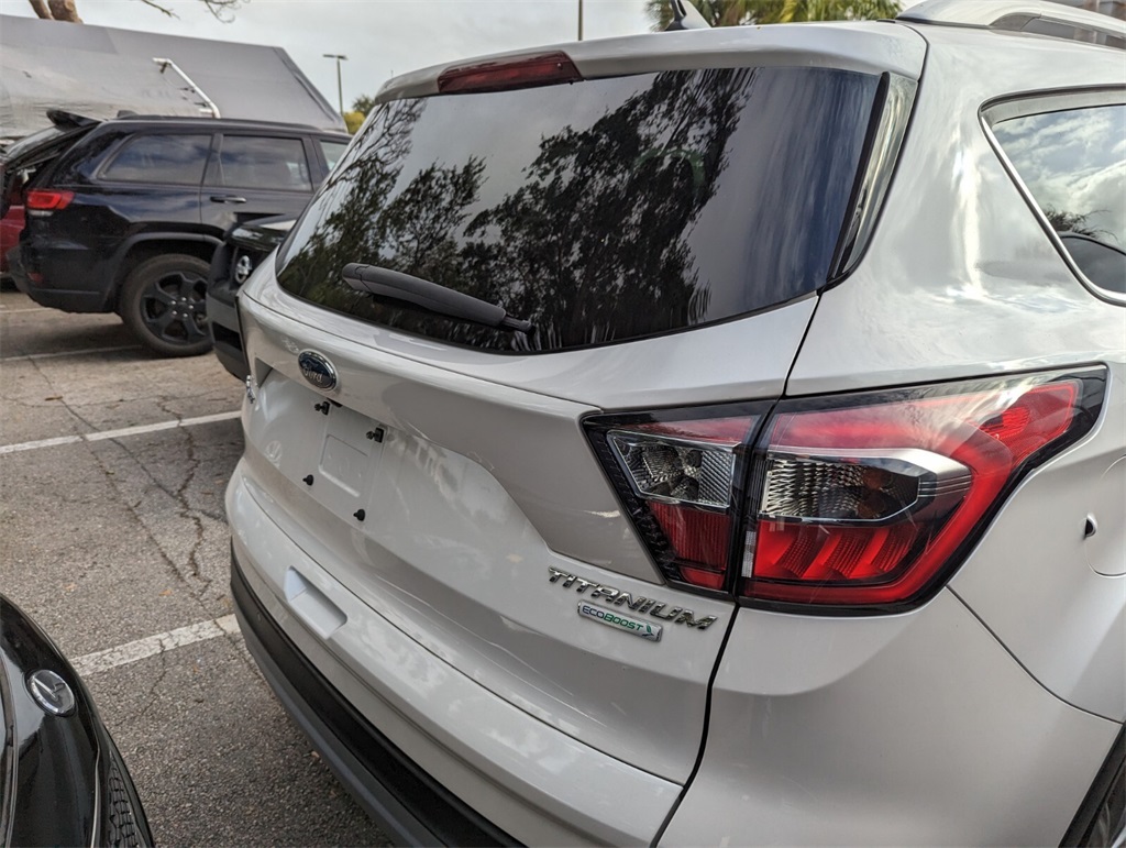 2018 Ford Escape Titanium 22