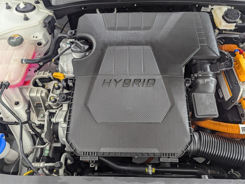 2023 Hyundai Elantra Hybrid Limited 8