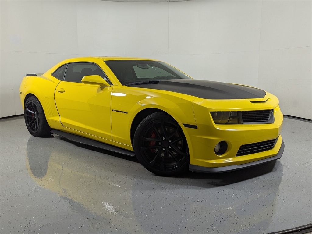 2013 Chevrolet Camaro SS 1